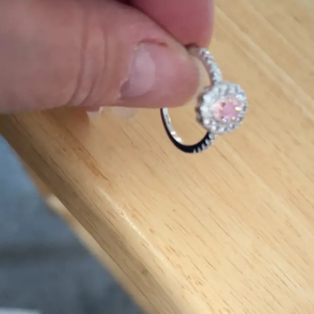 🆕 Beautiful Pink Moissanite Gemstone and Silver Engagement Band Ring - SIZE 7 - Picture 11 of 17